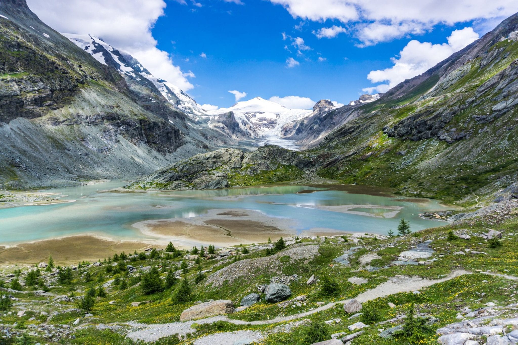 Alpe Adria Trail met uitzicht op de Grossglockner