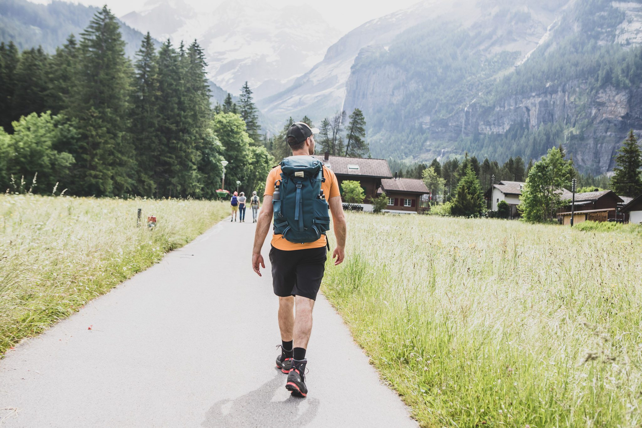 Wat is hiken-Wandeling van trein naar Oeschinensee