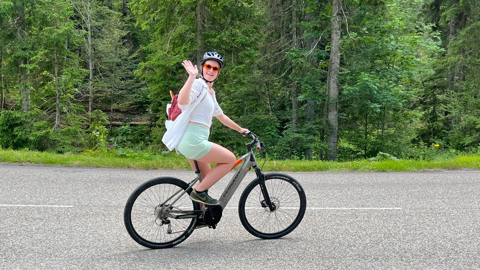 Elektrische mountainbike in Jura