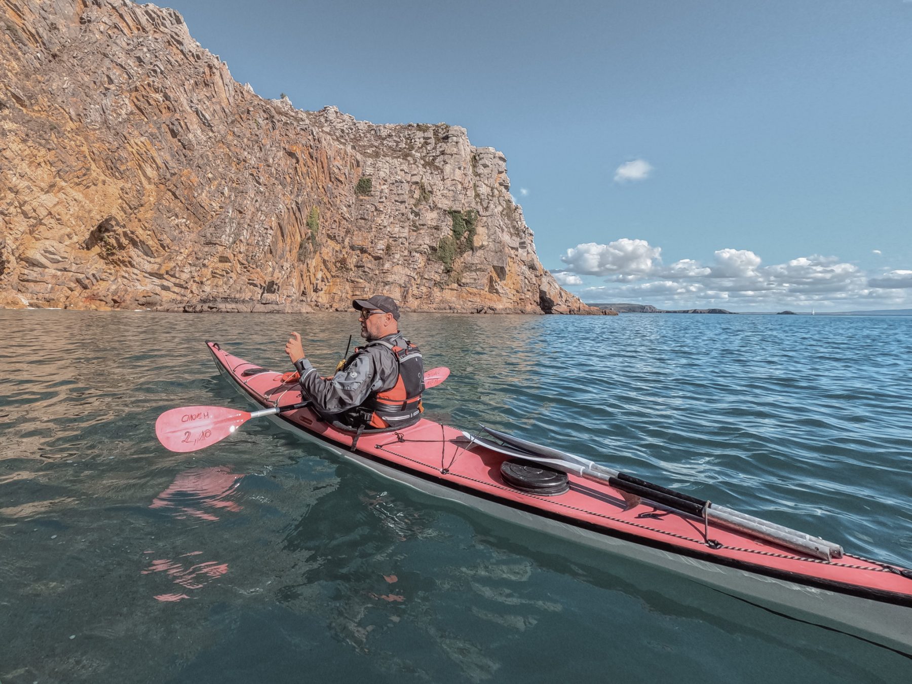 kajakken bij Crozon-Morgat in Bretagne