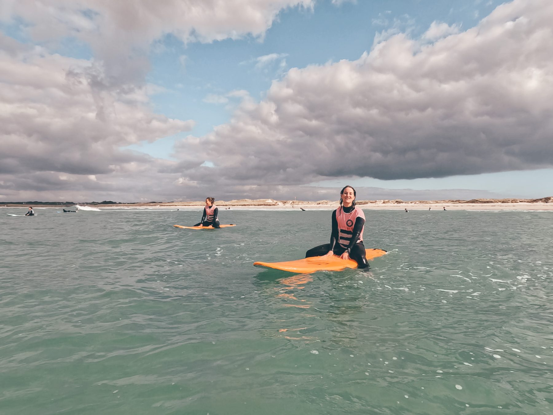 Leren surfen in Bretagne