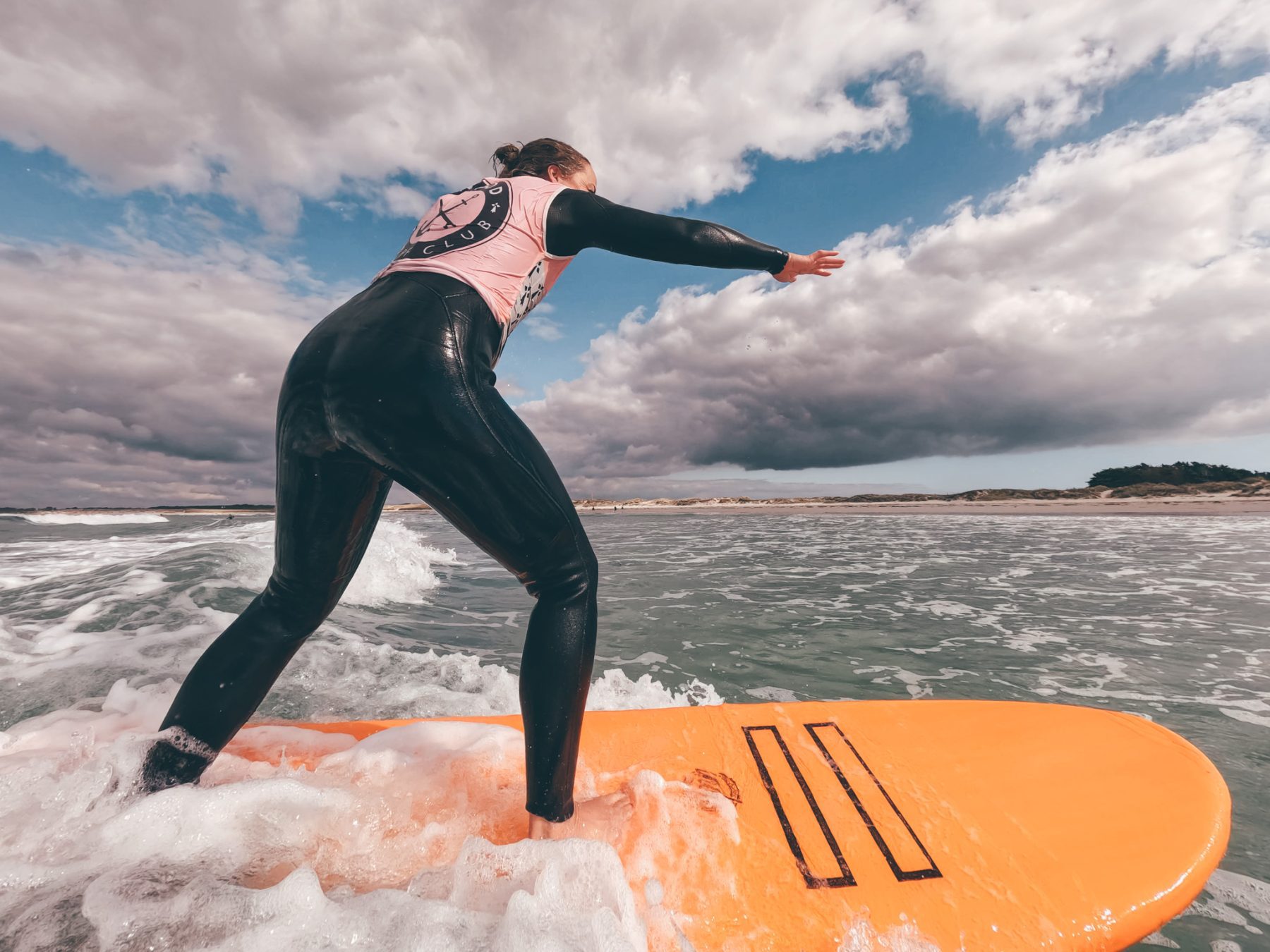 Leren surfen in Bretagne