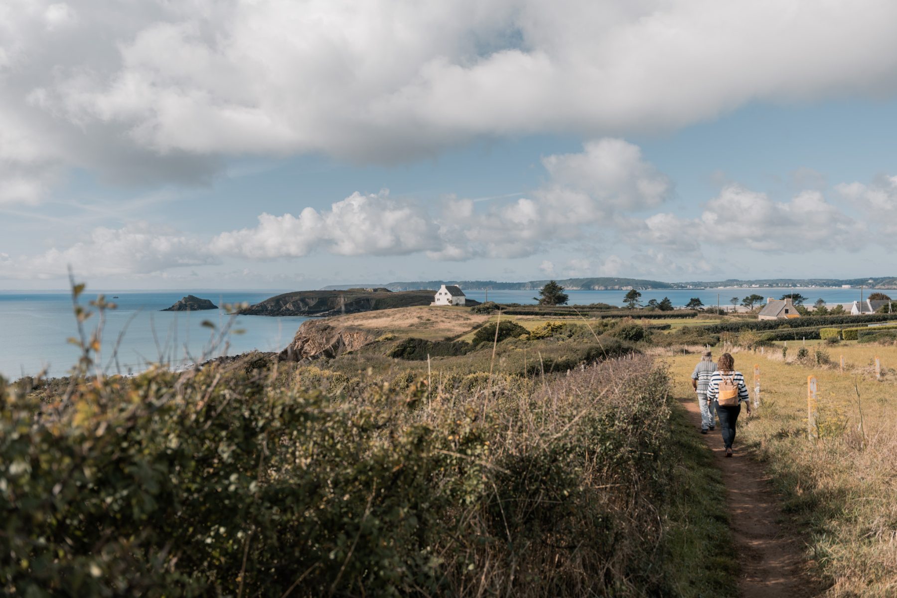 wandelen over de GR34 op het schiereiland Crozon