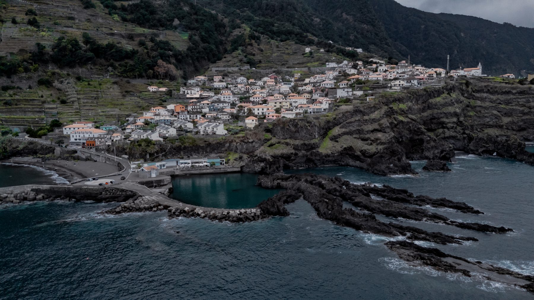 Seixal beach is een top Bezienswaardigheden Madeira